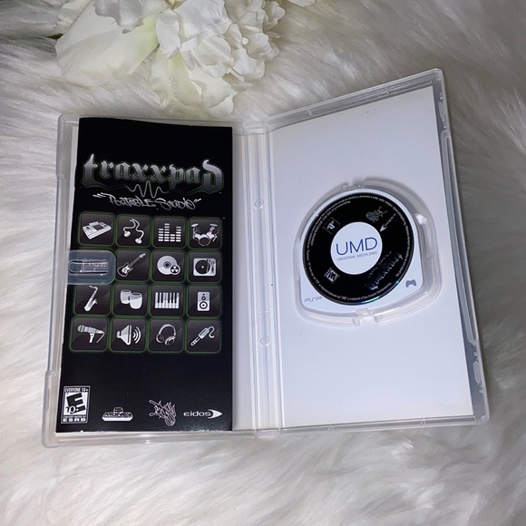 Sony PSP : Traxxpad: Portable Studio Complete In Box - Picture 6 of 10